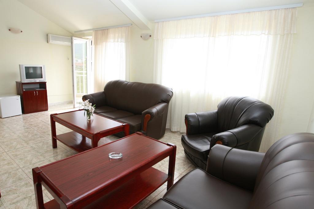 Hotel Vila Prestige Budva Oda fotoğraf